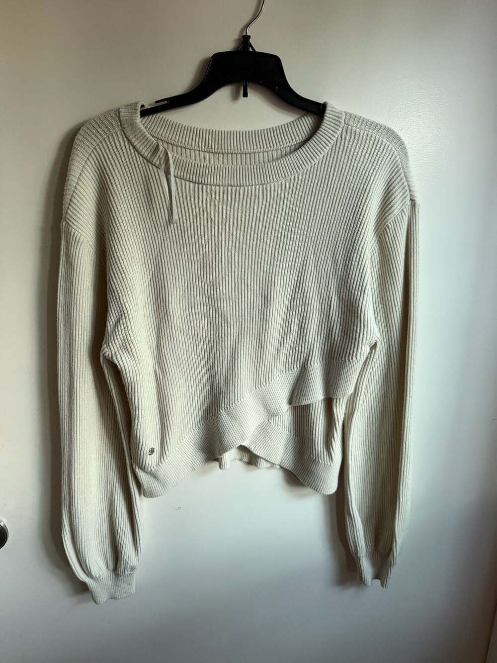 Lululemon Women's Ribbed Crossover Long Sleeve Cropped Sweater